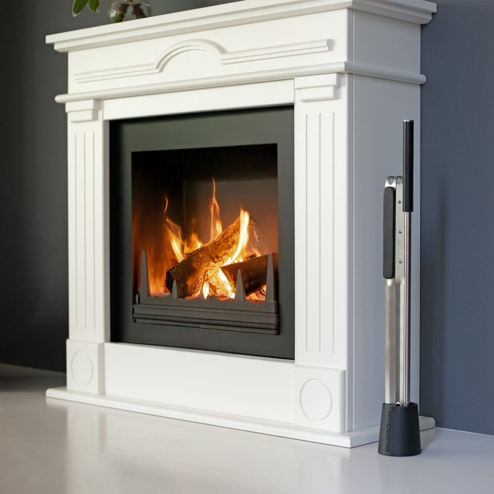 Eldställ med brasverktyg