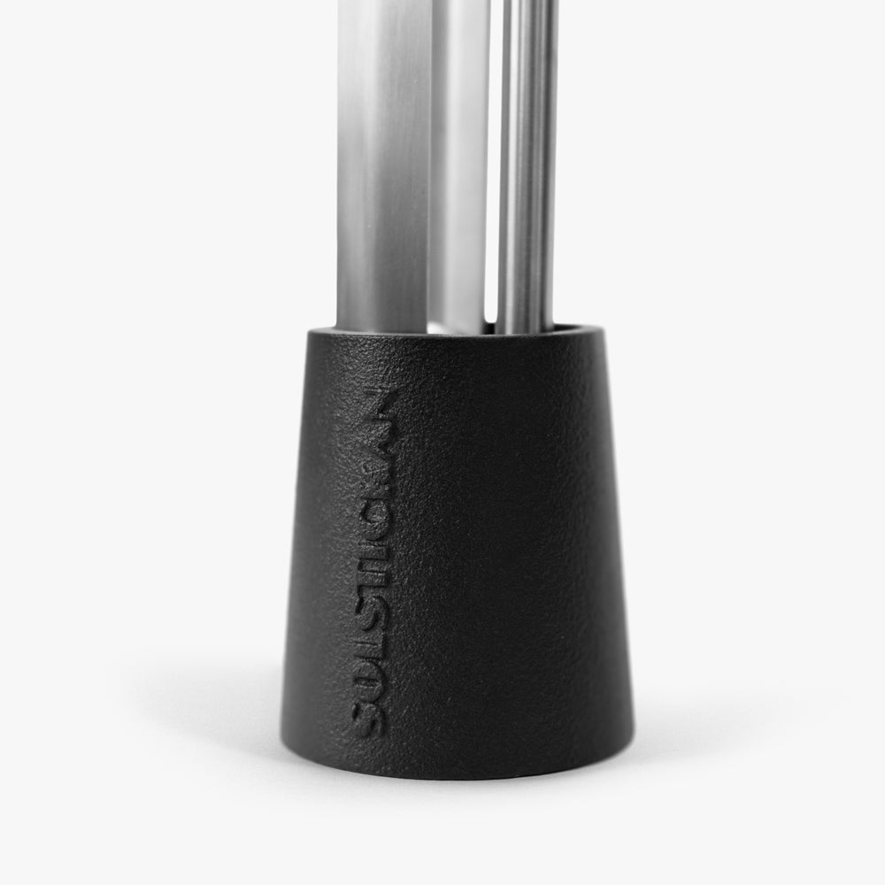 Eldställ med brasverktyg